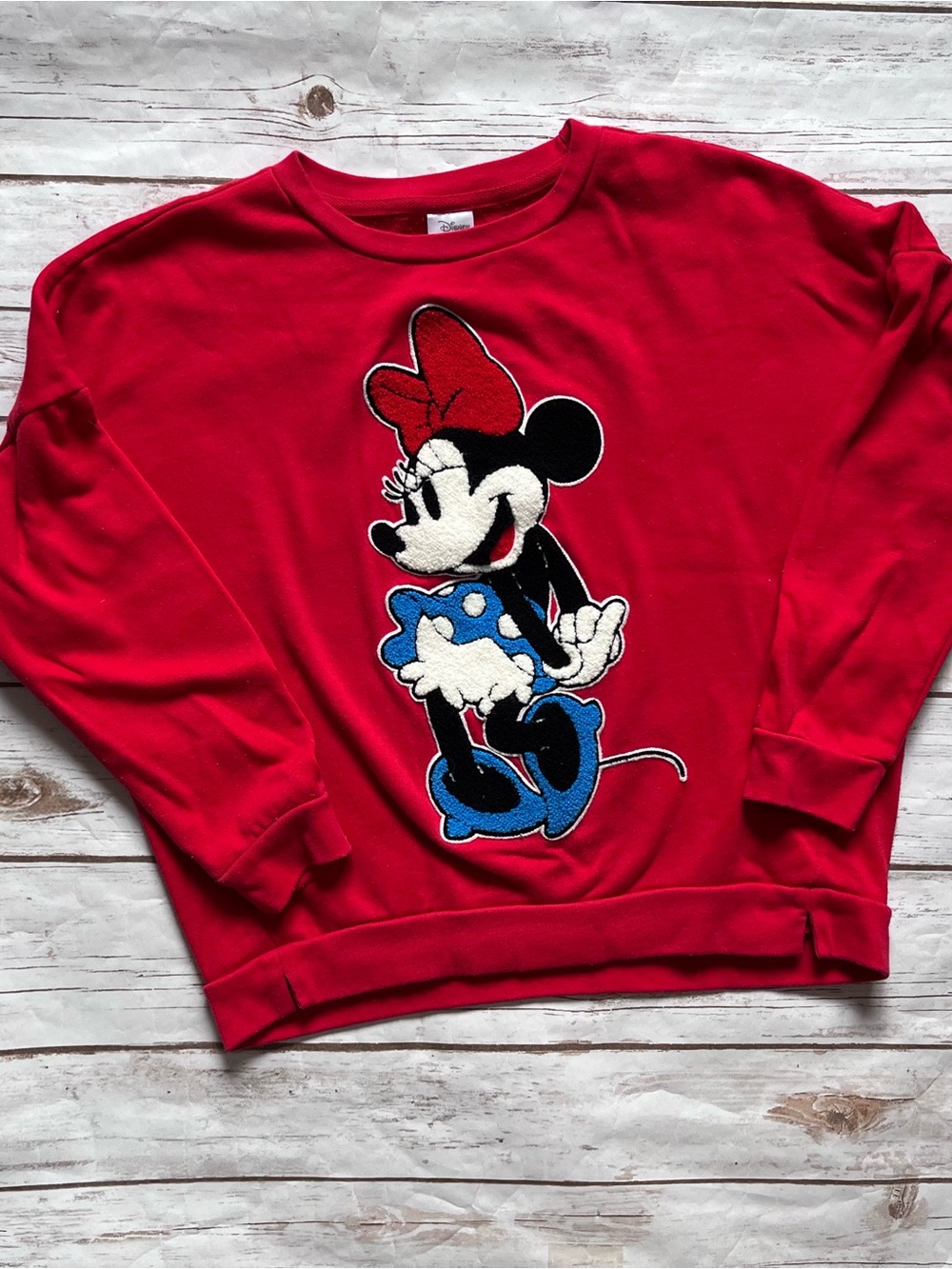 💜DISNEY Minnie Mouse chenille patch sweatshirt